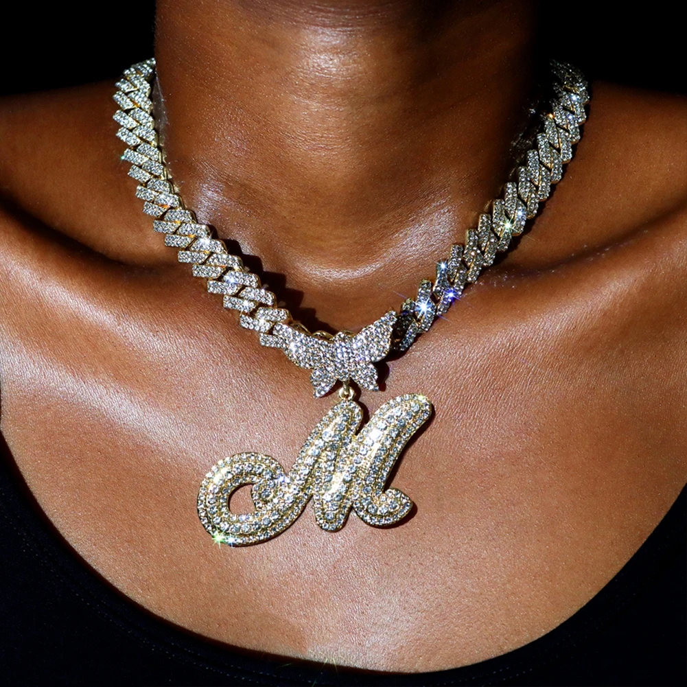 Männer Frauen 14MM Kubanischen Kette Kristall Schmetterling Initialen Name Anhänger Halskette Iced Out Cursive Buchstaben Rapper Halskette Schmuck