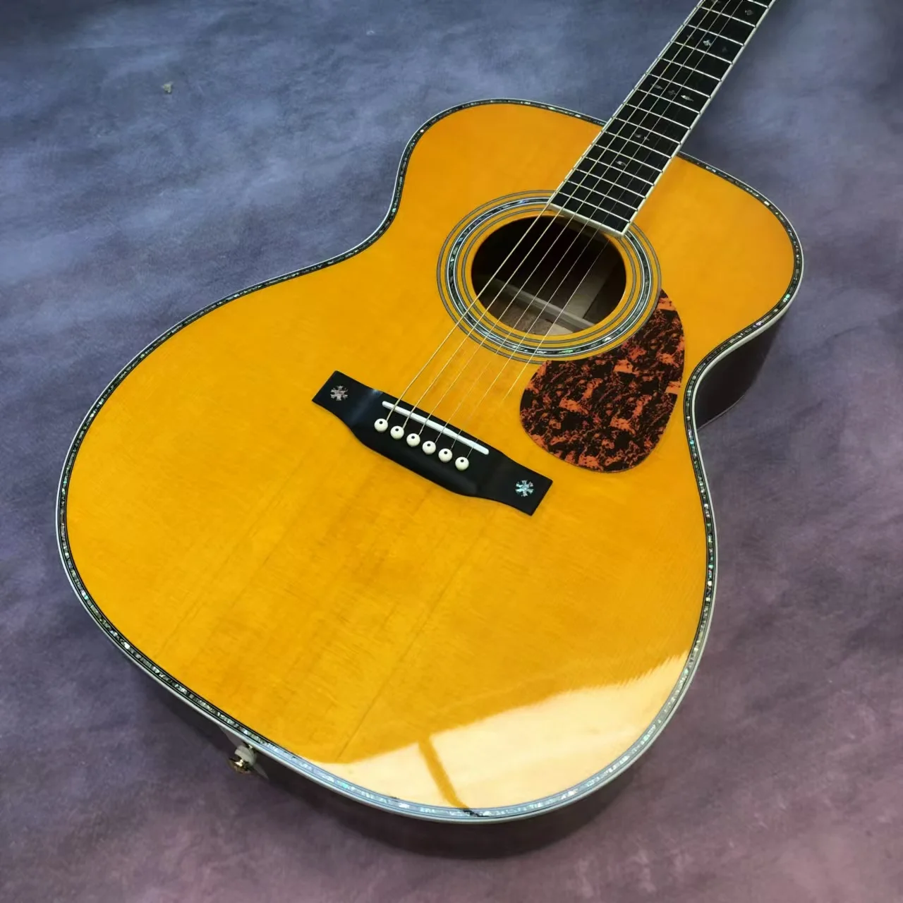 All solid wood, all solid 40 inch OM42 series, yellow glossy paint finish, acoustic acoustic acoustic guitar