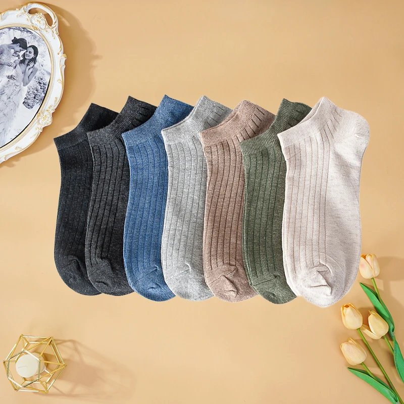 Chaussettes courtes en coton pour hommes, chaussettes de sport à rayures invisibles, chaussettes de rinçage à tube bas, confortables, quatre saisons, mode de rue, document solide, 5 paires