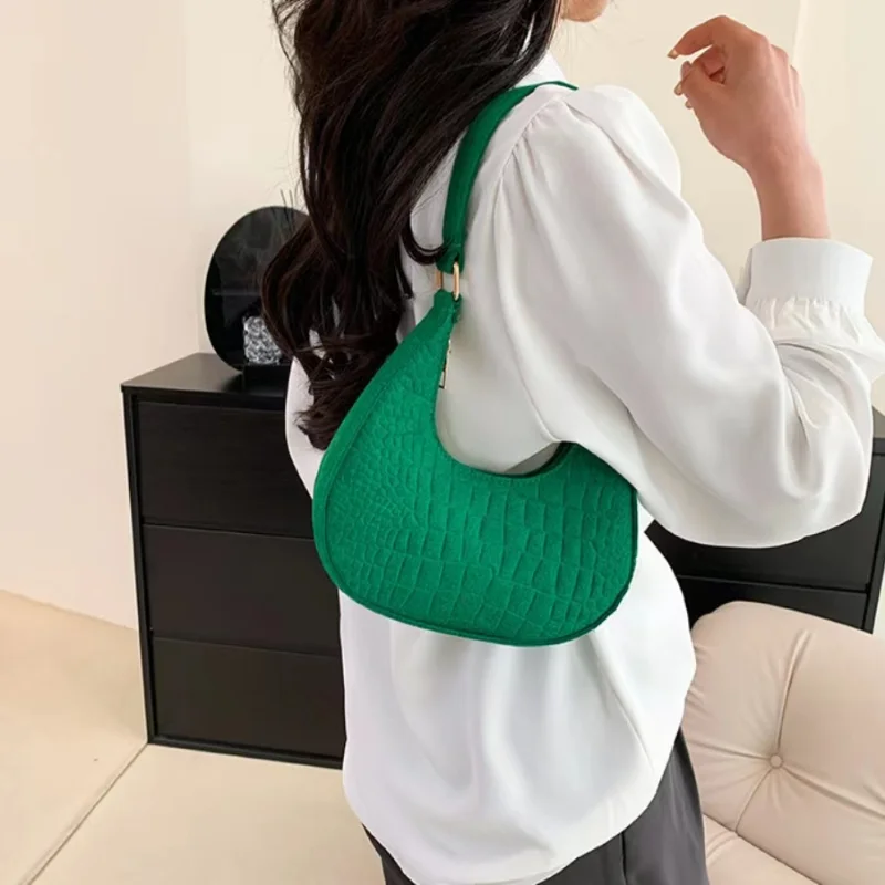 2023 New Pure Felt Women Handbag Crocodile Pattern Shoulder Bag Brand Ladies Underarm Bag Fashion Tote Bag Designer Shopping Bag