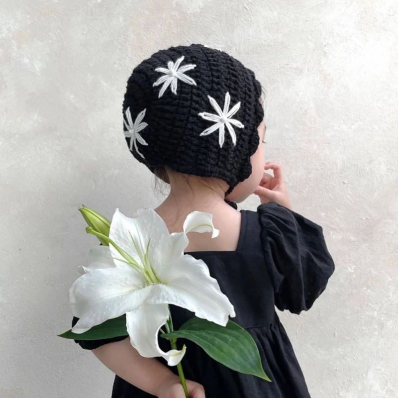 

Knitted Lace Infant Hat with Adjustable Ties Fashionable Bonnet Hats Earflap Cap Drop Shipping