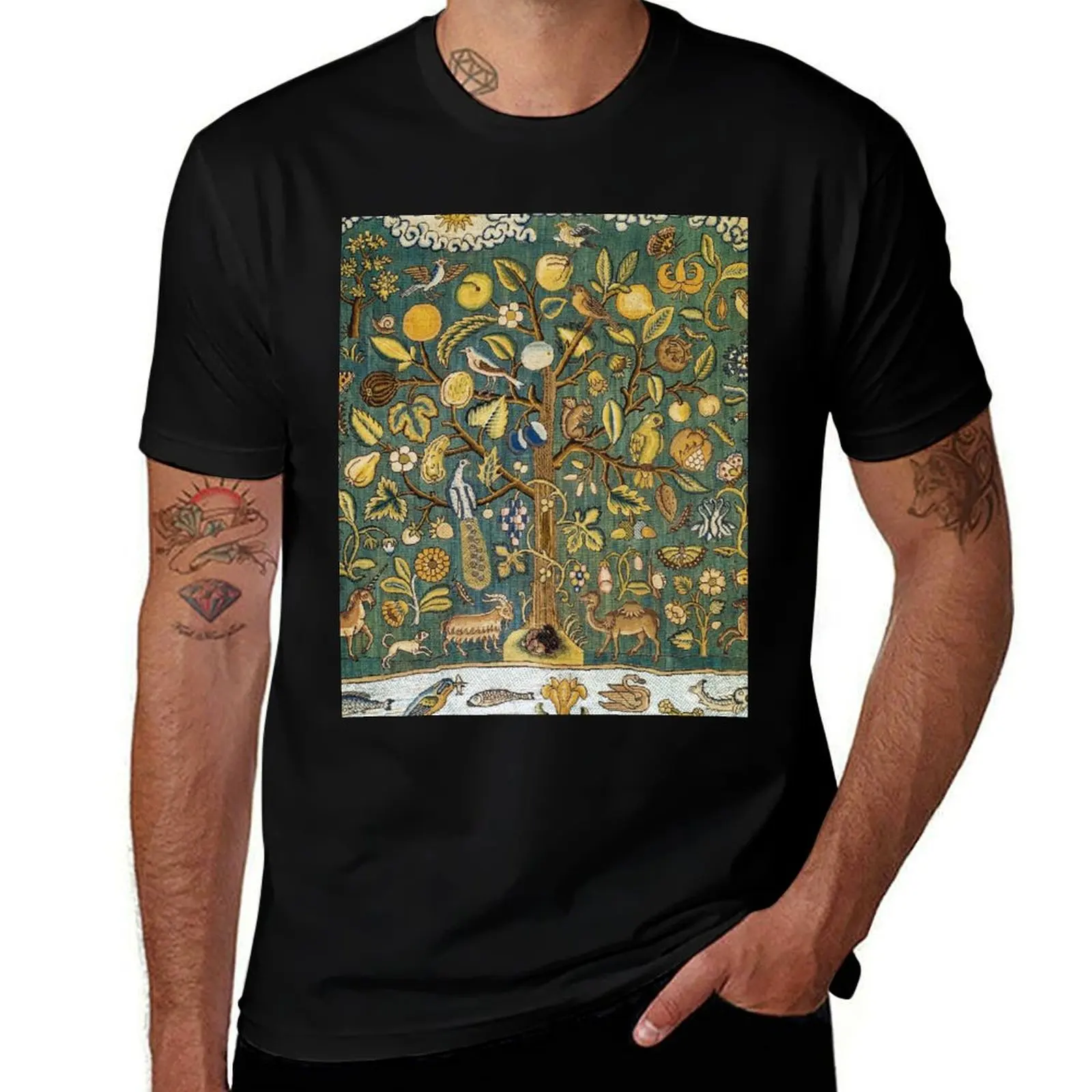 Ancient Animals & Tree Medieval Unicorn Floral Tapestry T-Shirt Casual Fashion Short Sleeve Cotton T-Shirt