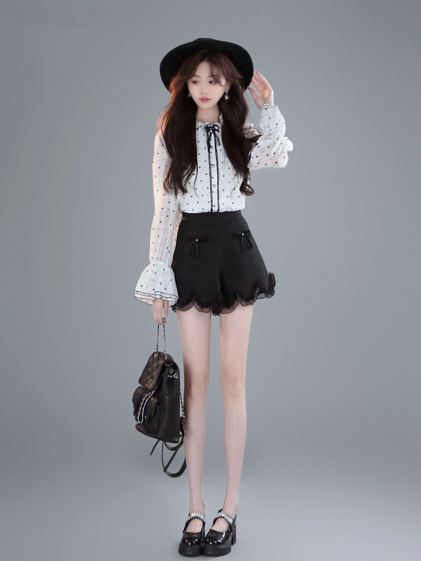 

Annelily Spring New Polka Dot Women's Casual Faion irt Gentle Loose Fit Long Sve round Ne Button up Top