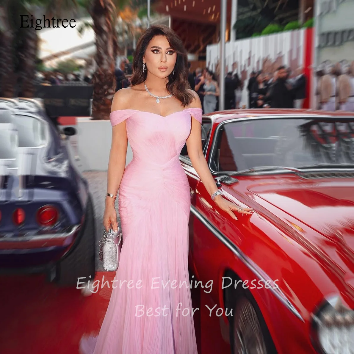 فساتين سهرة Eightree أنيقة بحورية البحر باللون الوردي قبالة الكتف فستان حفلات مطوي بطول الأرض فساتين حفلات رسمية مخصصة