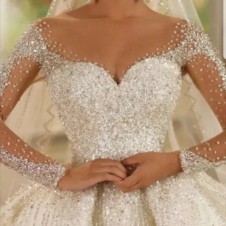 Customized New Custom High Quality Bridal Long Sleeve Made Lace Diamond Trailing Wedding Dress