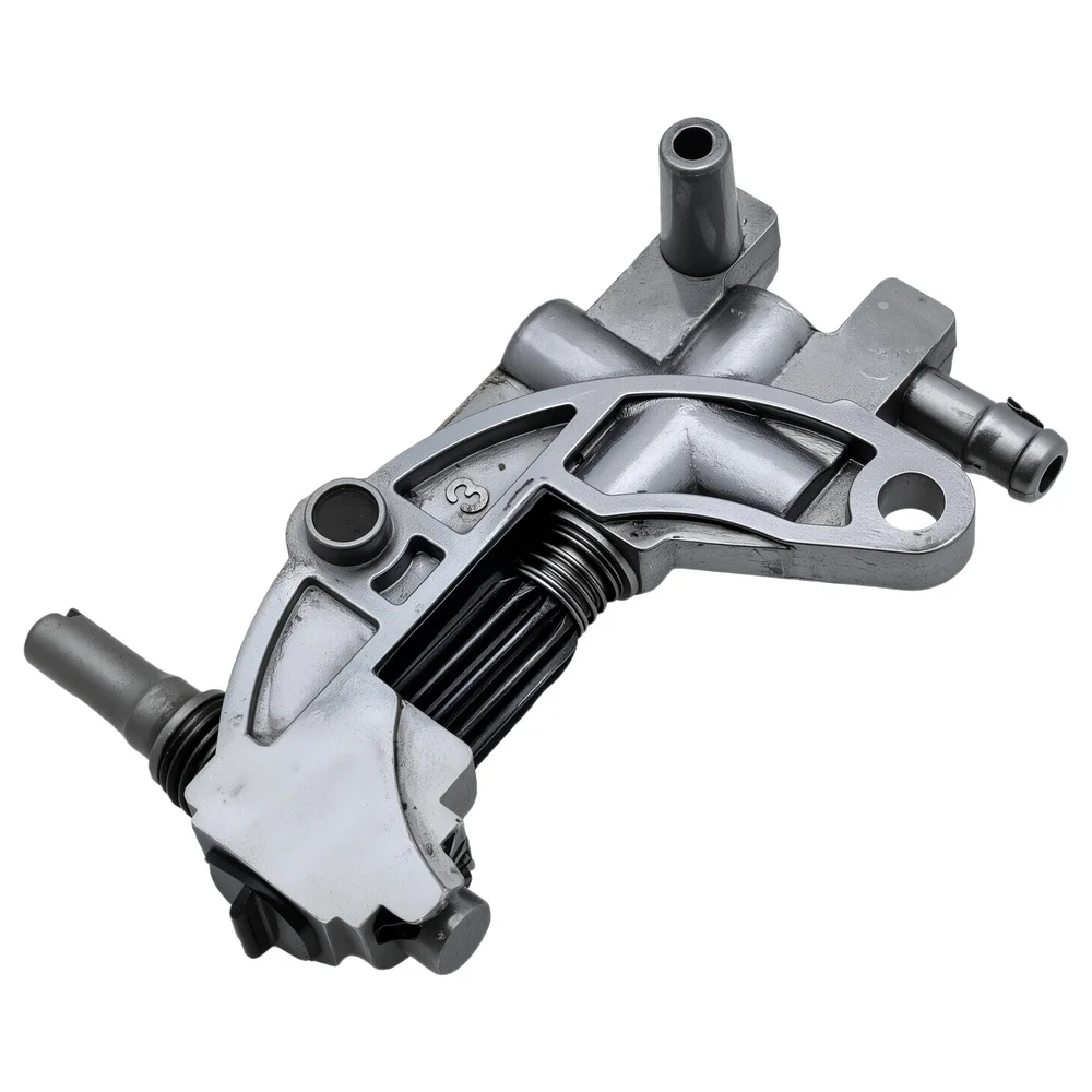 1pc Oil Pump For Chinese 4500 5200 5800 45CC 52CC 58CC 2-Stroke Chainsaw Part