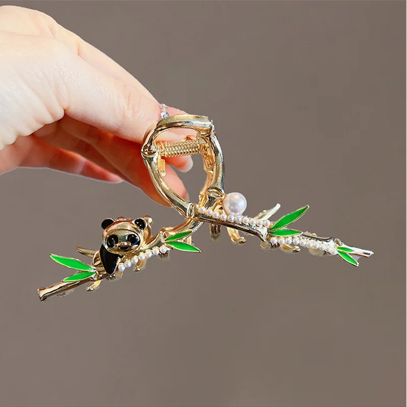 2022The New red-crowned crane panda Tassel Shark Clip Hairpin antiquity Shark Clip Women's Elegant Headdress hair accessories