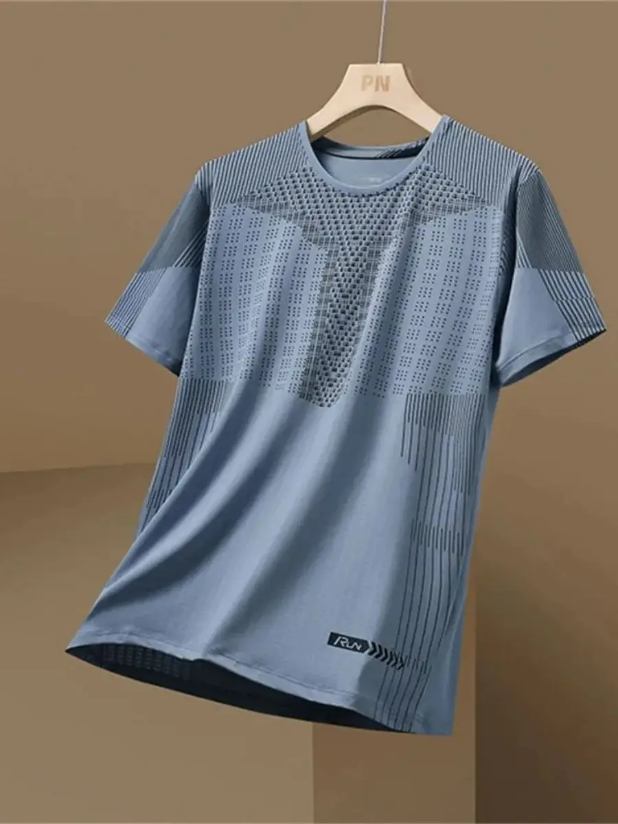 T-shirt col rond respirant pour hommes, avec motif de lettres imprimé, mince, entraînement de badminton en plein air, course à pied, haut à séchage rapide, nouvelle collection