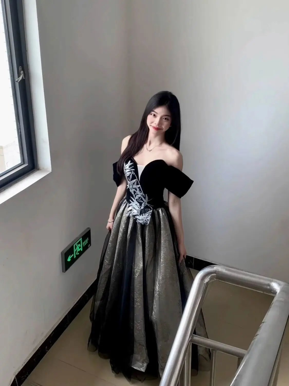 Robe Bla-oulder 2025, nouvelle couleur Colion Bustier examen d'art Vocal Performance hôte robe de soirée coréenne Sle taille haute