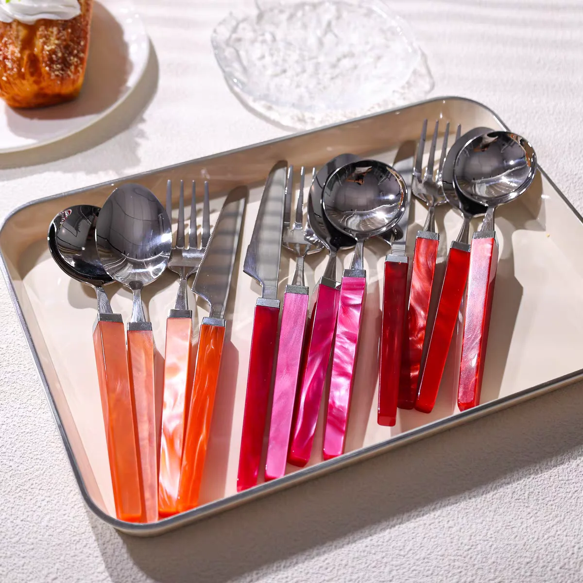 Flowing Acrylic Knife, Fork, Spoon, Red Square Handle Soup Spoon, Dessert Fork, Spoon, Gift Knife, Fork, Tableware 4-piece Set