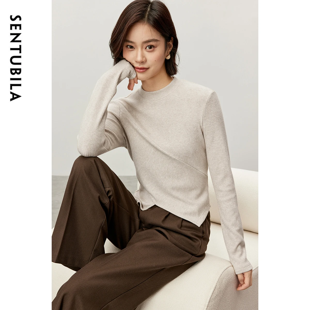 

SENTUBILA Solid Irregular Knitted T-shirt 2025 Autumn Slim Fit O Neck Long Sleeve Slit Pullover Comfortable Warm Tops 143T57003