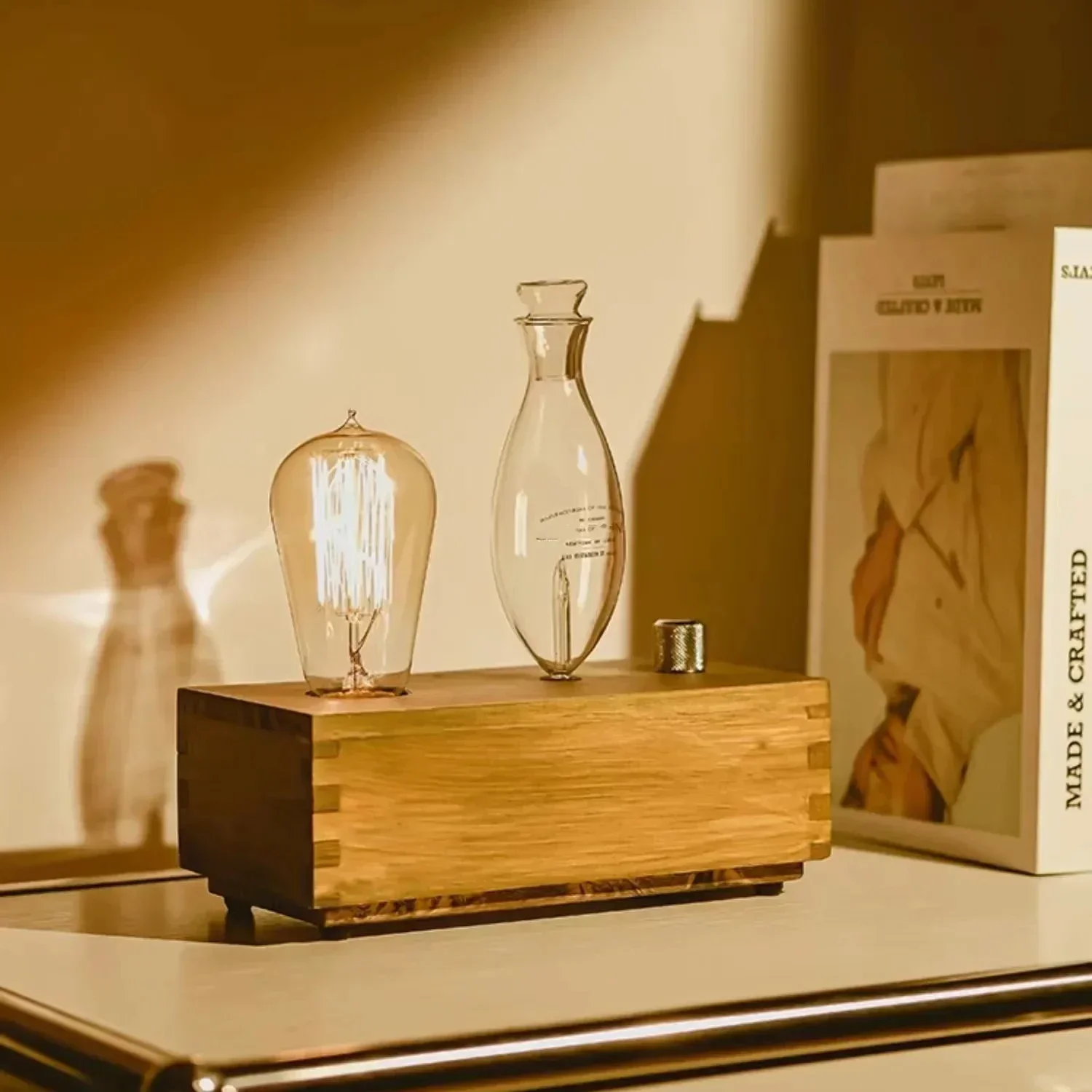 Diffuseur d'huiles essentielles vintage, lampe à filament de tungstène, machine d'aromathérapie, humidificateur, éclairage, bois de santal pur