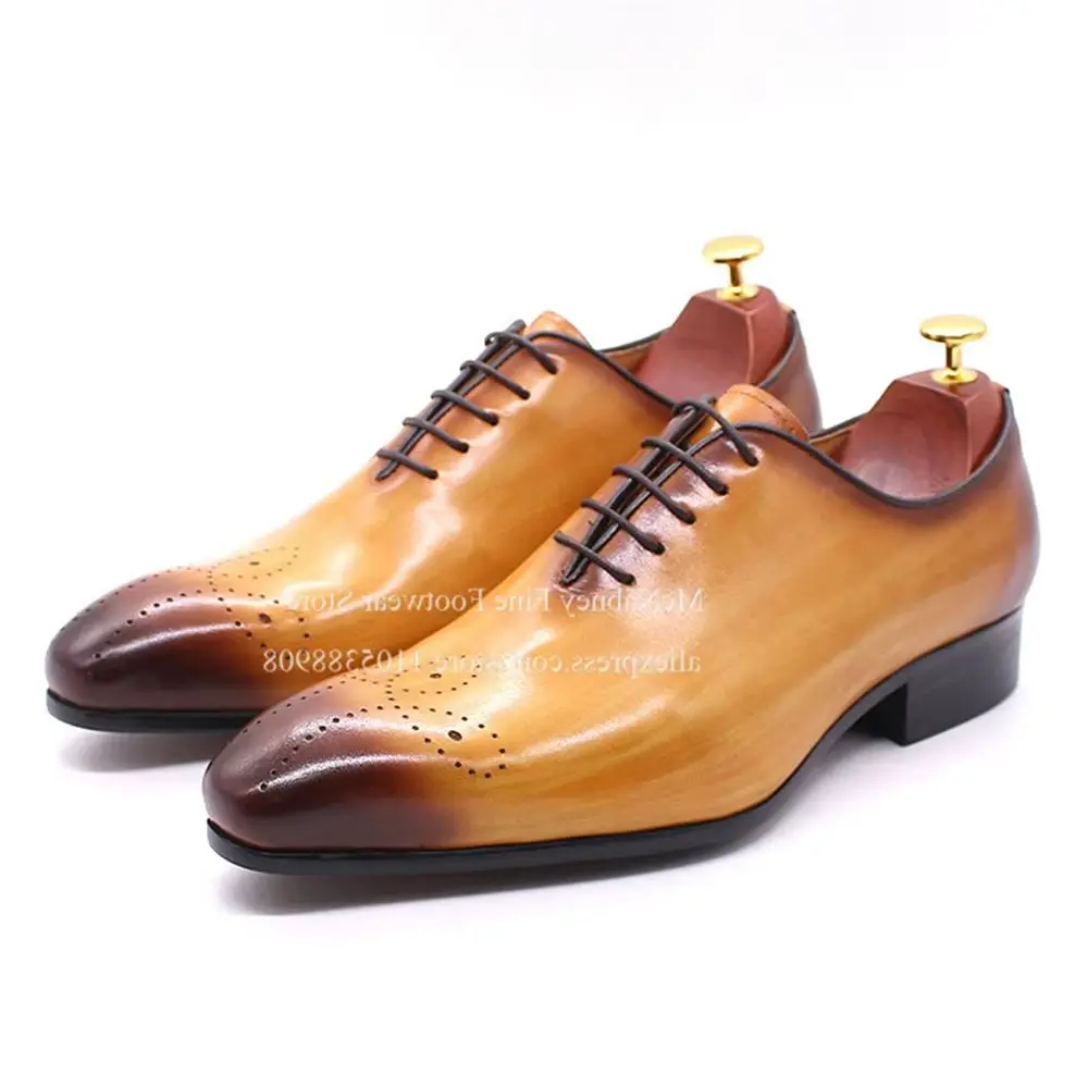 

Green Gradient Ponished Wholecut Brogue Oxfords Luxury Gentleman Dress Shoes Lace up Pointed Toe Formal Wedding Business Shoes