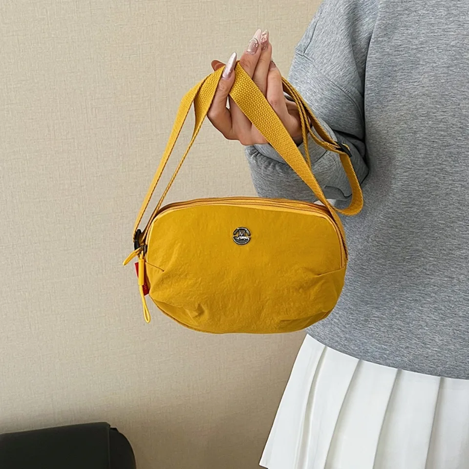 

Nylon Crossbody Bag for Women Men Lightweight Shoulder Purse Water-Resistant Large Capacity Cycling Bag Fashion Solid Color
