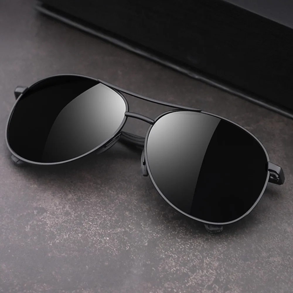 

Stylish men's And women's Glasses Retro Square Metal Sunglasses Driving Fishing Uv400 Sunglasses Men Sunglass Vasos T2