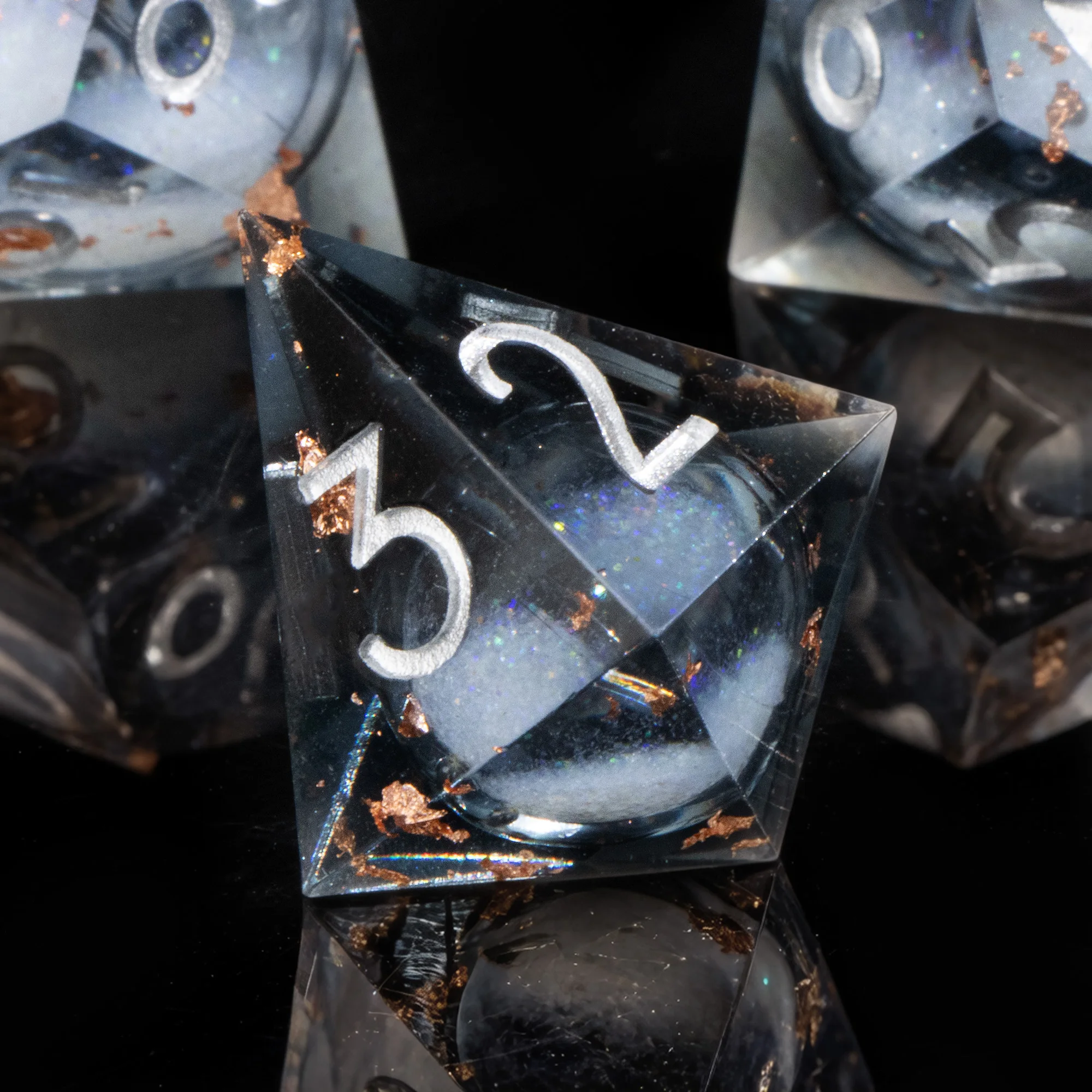 Liquid Core DND Dice Set, Blood Sharp Edged Dragons Dice Compatible with D&D RPG Role Playing Games, D20 D12 D10 D8 D6 D4