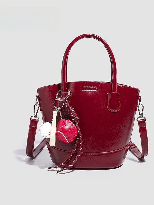 

2025 New Women's Bucket Bag Commuter Crossbody Handbag Red Wedding Bride Bag Fashionable Shoulder Bag PU Leather Color