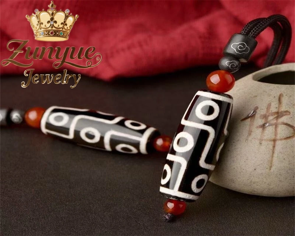 Natural Agate Nine Eyes Dzi Bead Necklace Adjustable Braided Rope Pendant Necklace Unisex Jewelry Daily Wearing and Gift Giving