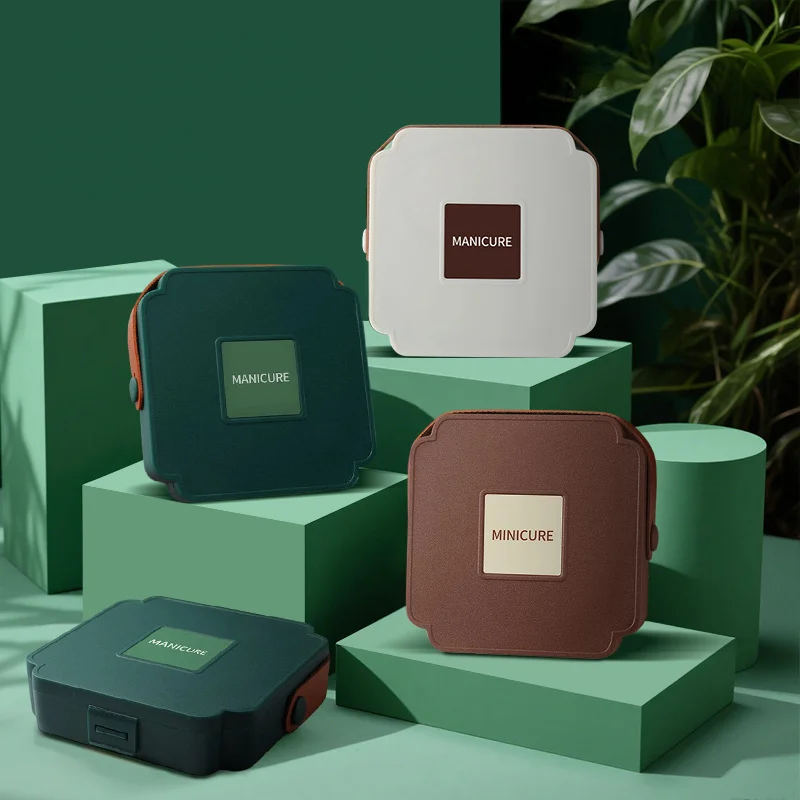 Ensemble de coupe-ongles en acier inoxydable, ensemble de ciseaux à ongles haut de gamme de précision, ensemble d'outils à ongles pour la maison de 9 pièces avec pincettes et cuillères auriculaires