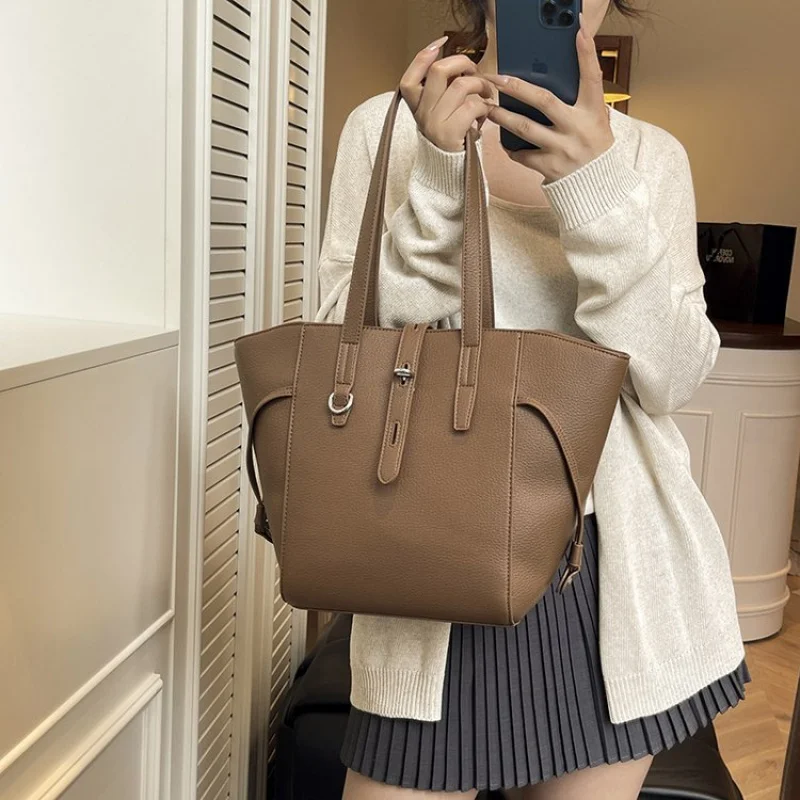 حقيبة ماسنجر نسائية أنيقة - حقيبة كتف جلدية فاخرة ذات علامة تجارية فاخرة #3