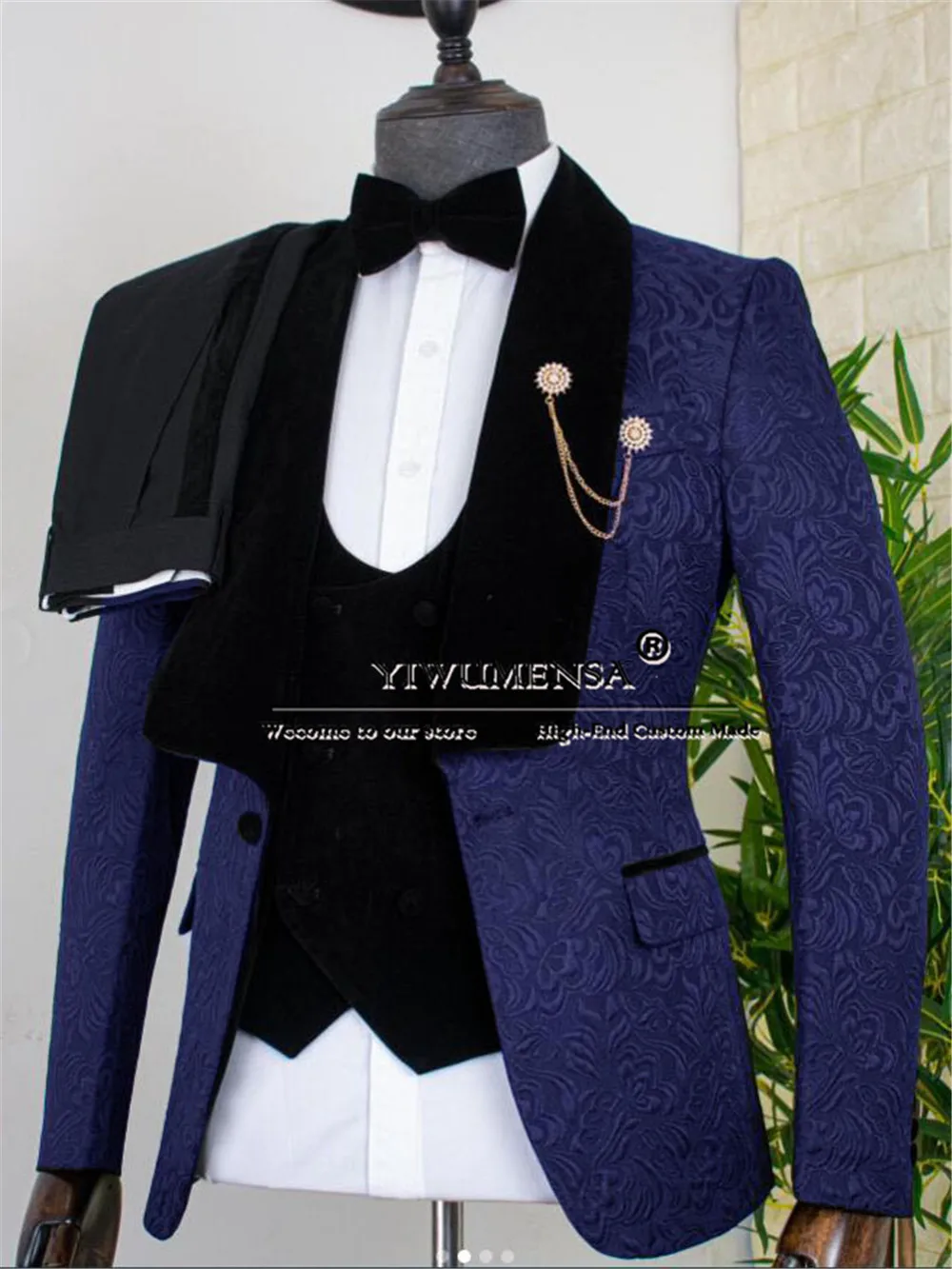 Jacquard pengantin pria elegan Tuxedo hitam syal Lapel beludru jaket rompi celana 3 buah pakaian pria bisnis pakaian dibuat khusus