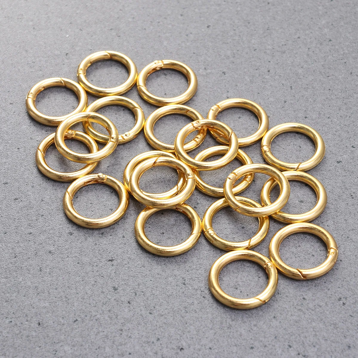 

20 pcs Open Jump Rings Zinc Alloy Split Spring Keychain Connector 4.0X28Mm Golden Jewelry Making Accessories Durable For Crafts