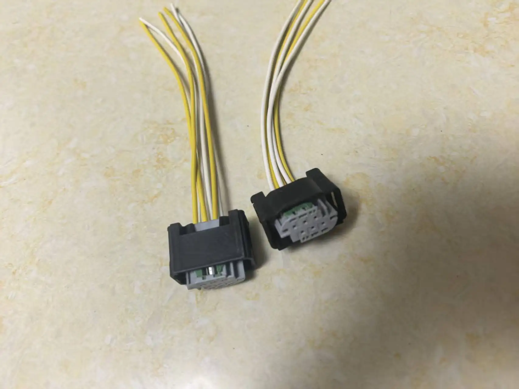 Front Left & Right Suspension Level Sensor Connector Plug Wire For 2002-2009 Land Rover Range Rover LR020626,LR020627,RQH500421
