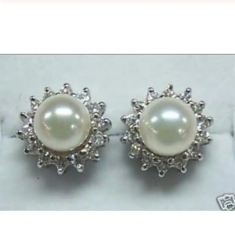 

New 8-9mm White Akoya Cultured Pearl Earrings AAA