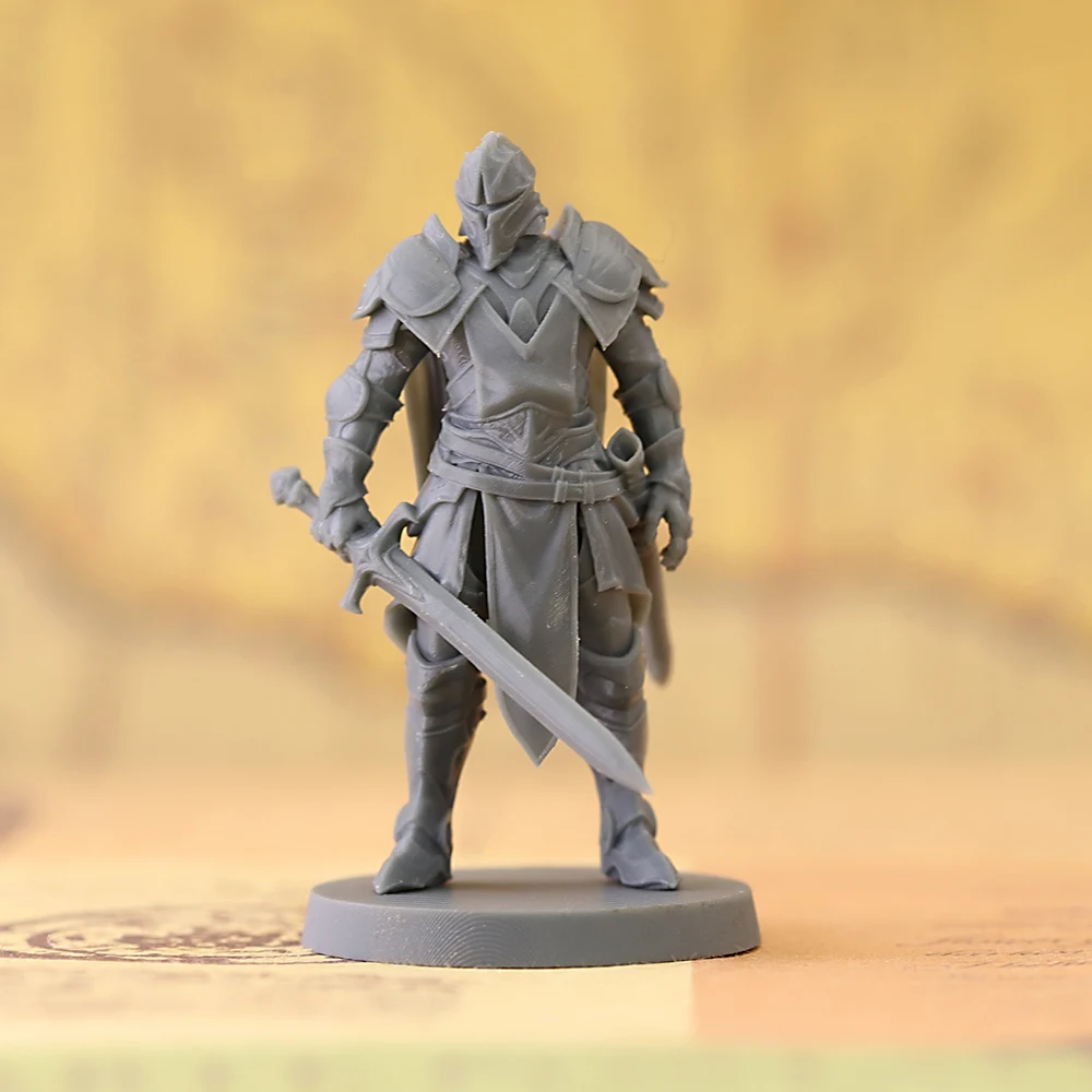 Armored Knight Warrior Miniature Unpainted Resin Model, DND Tabletop RPG Wargame Fantasy Paladin Figure