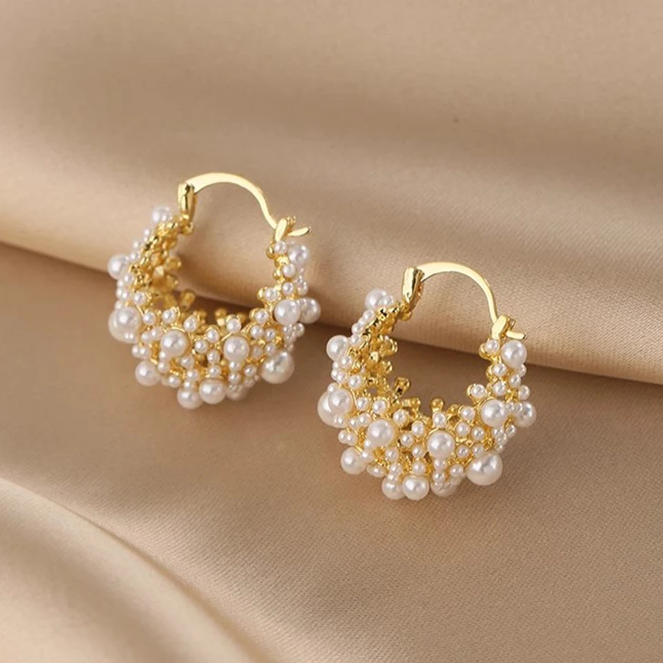 A Pair Irregular Metal Pearl Earrings European Style Trendy Studs Suitable for Women Girls Travel Jewelry Earings Stud Earrings
