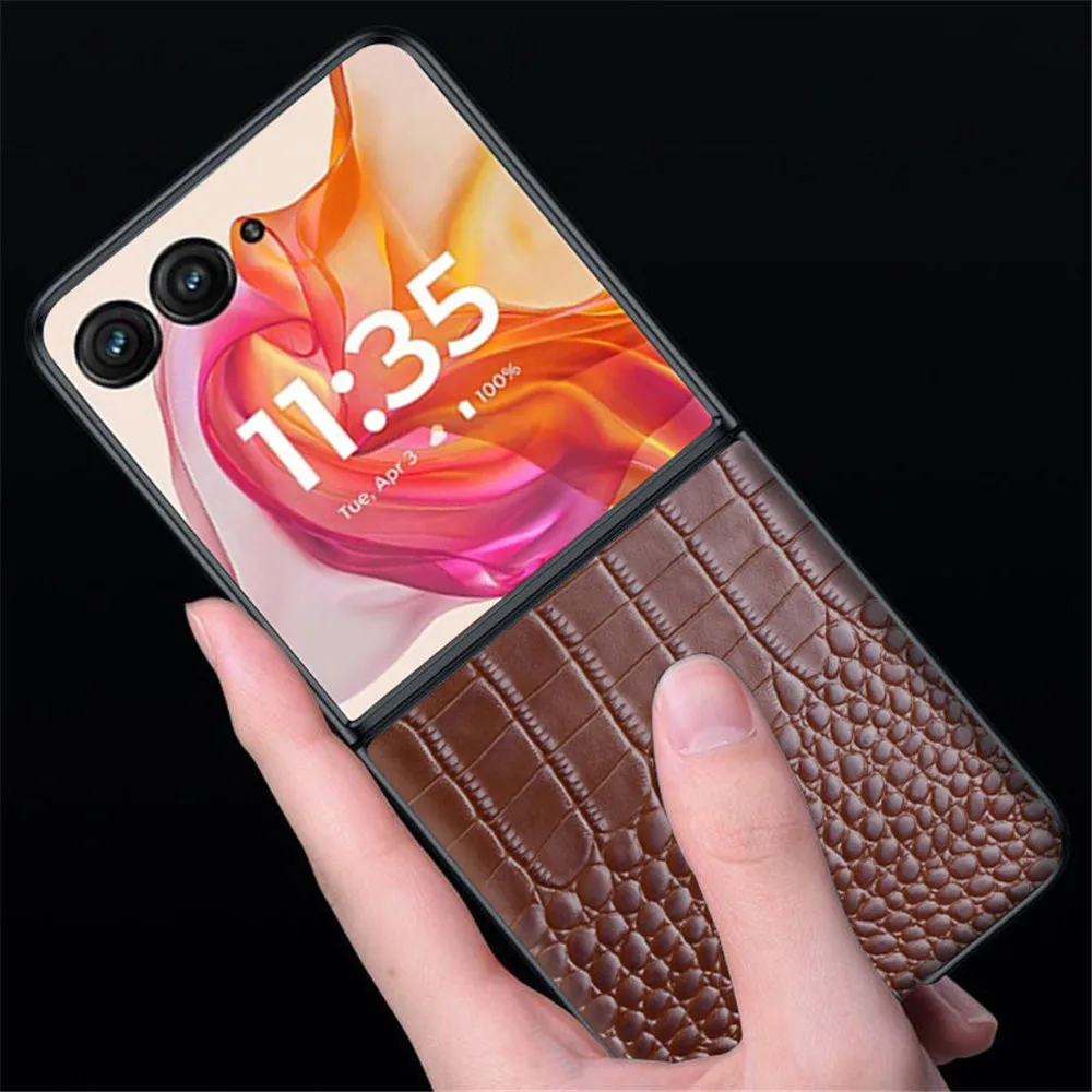 

Genuine Cowhide Leather Crocodile Slim Case for Moto Razr 50 Ultra Business Back Cover