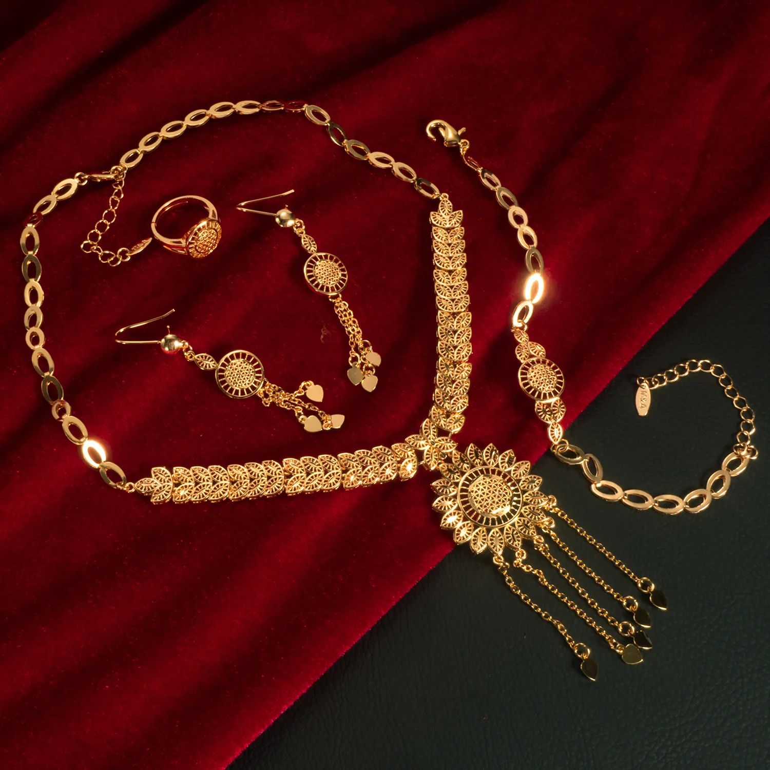 9999 gold Middle East Dubai Africa wedding dress jewelry ring necklace accessory set wholesale fashionable and versatile