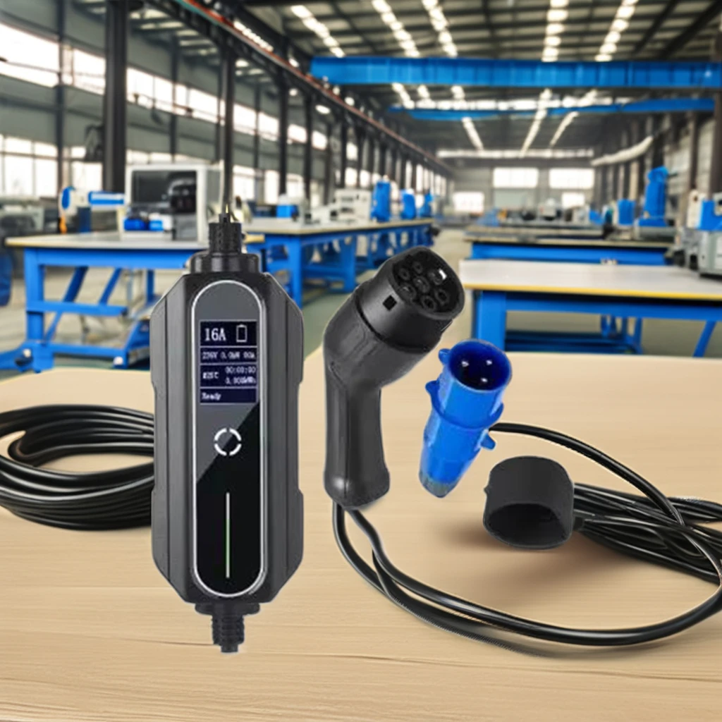 7KW Portable Charging Station for EV Cars New Energy Vehicle Parts Accessories with 32A Output Current CCS1 GBT Adapter view 3