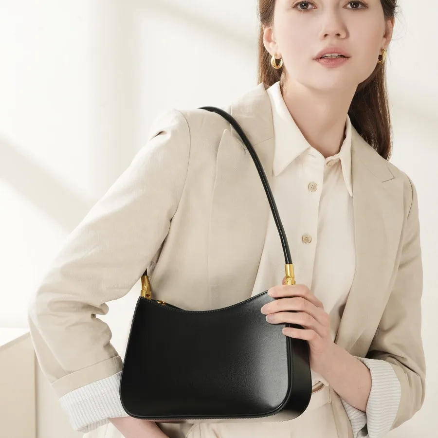 

New Commuter Underarm Bag Versatile Leather Single oulder Women's Bag French Bread Bag Quali Commute Faion Accories