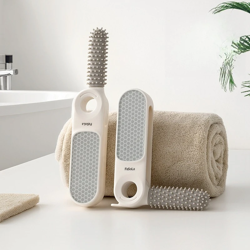 

Multi-functional Foot Scrubbing Brush for Removing Dead Skin, Trimming Foot Crevices, Cleaning, Scrubbing Heels and Sanding