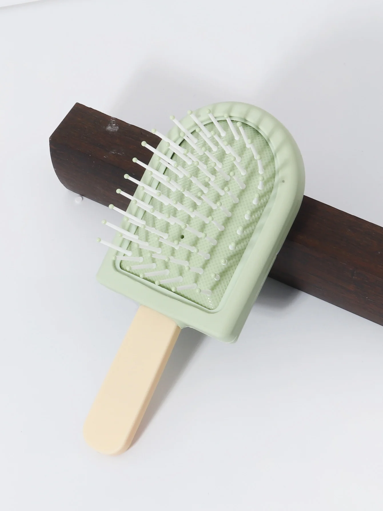 1 ice cream shaped new mini air cushion brush anti-static cartoon scalp massage comb,Special for real hair wigs