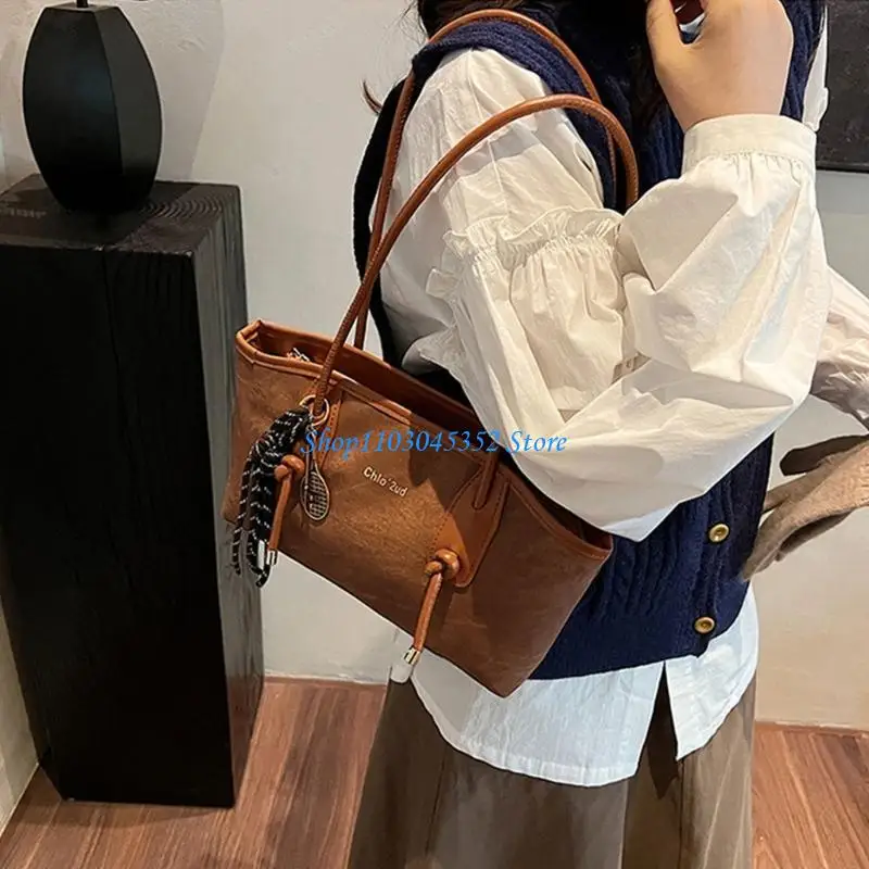 

Women Handbag Autumn Winter Underarm Bag Retro Shoulder Bag Simple Armpit Bag