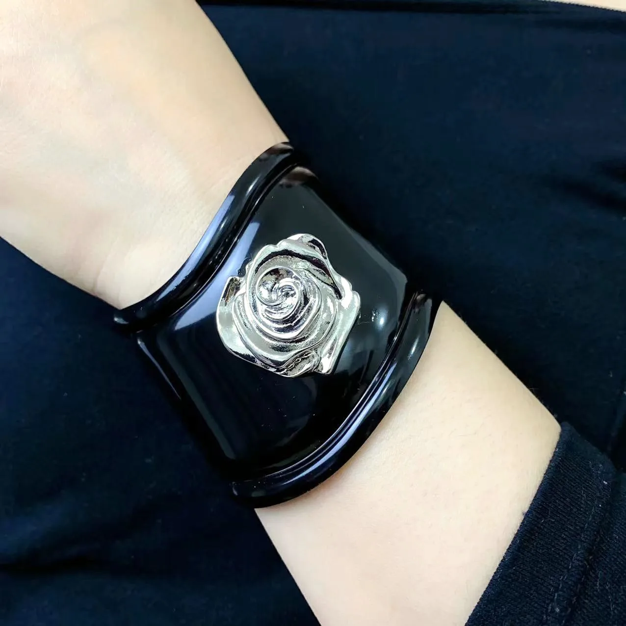 Vintage Irregular Rose Flower Black Open Bracelets Bangle for Women Men Hip-hop Punk Metal Jewelry Travel Accessory - Image 4