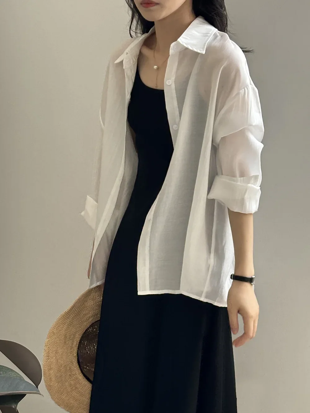 2024 Summer New Long Sleeved Blouse for Women New Chinese Style Plate Button Thin Back Split 82068