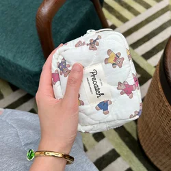 Mini bolsa de cosméticos con estampado de dibujos animados, Perfume, cojín de aire de boca roja, productos para el cuidado de la piel, bolsa de almacenamiento de toallas de tía