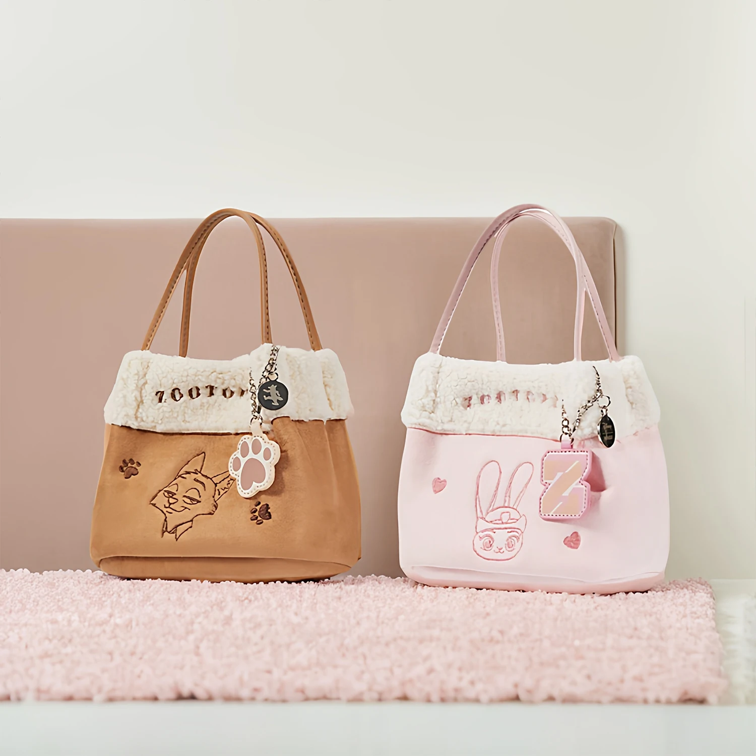 

Disney Zootopia Judy Hopps Crossbody Bag, Plush & Fabric Combination Purse, Cute Bunny Character Shoulder Bag for Women Girls