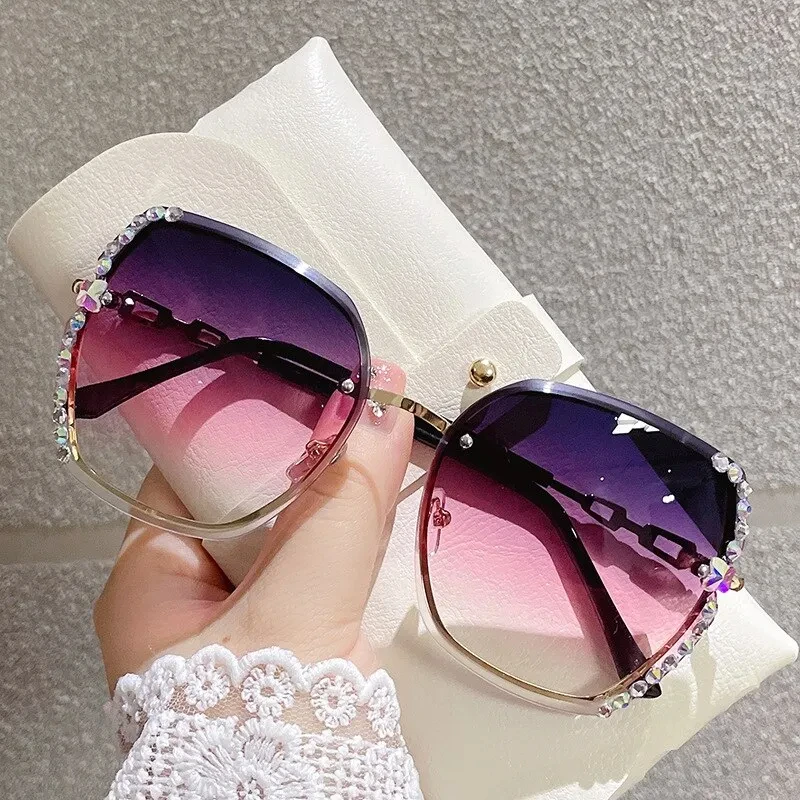 Diamond Decoration Frameless Fashionable Sunglasses for Men and Women, Casual Gradient Sunglasses for Summer Beach Parties