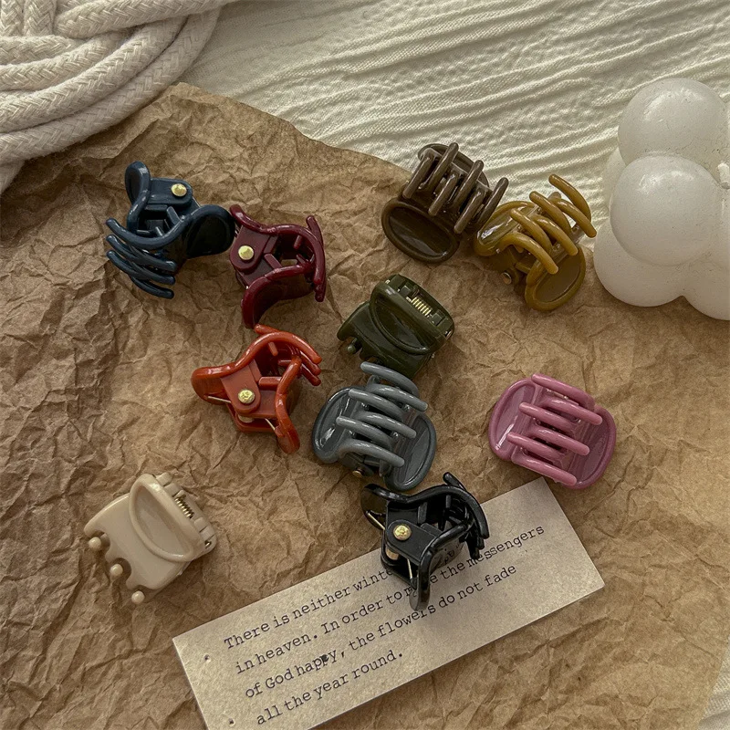 10Pcs/Lot Mini 1.5cm Plastic  Hair Claw Cute Small Size Hair Clamps Grab Side Pin Hairpin Hair Clip Girls Women Styling Braids