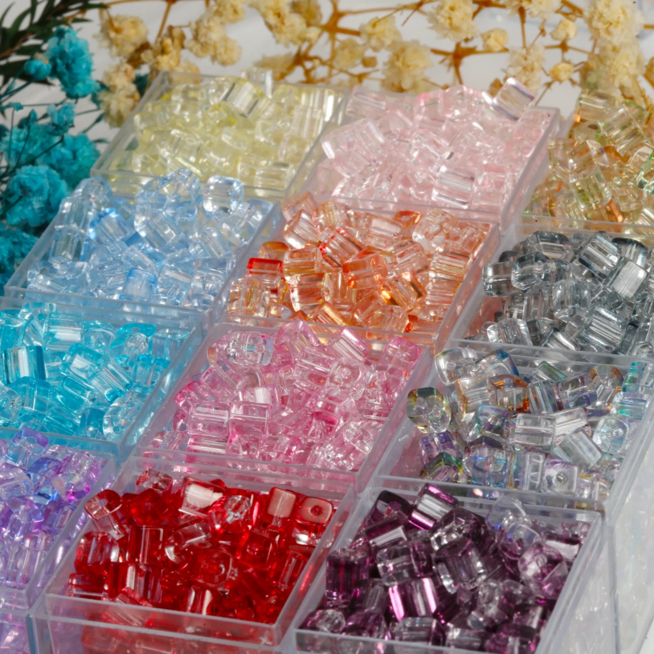 50/100 шт. 4-миллиметровые квадратные стеклянные бусины-кубики, хрустальные бусины-разделители для самостоятельного изготовления браслетов, серег, ювелирных украшений, подвесок и аксессуаров