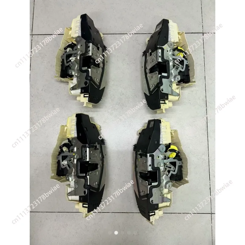 Suitable for Mercedes-Benz S-Class W221 S300 S320 S350 S400 door lock block motor electric suction door lock machine
