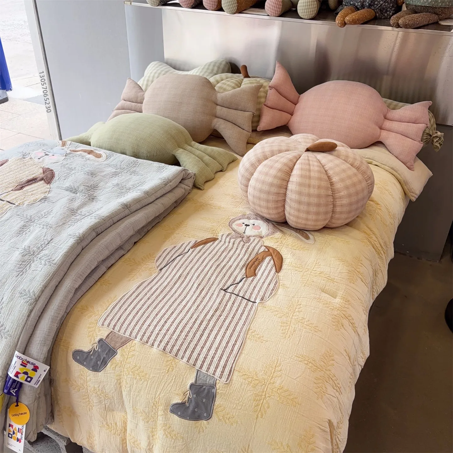 

Thiened Pure Cotton Color Woven Embroidery Double Layered Yarn Fabric Inteated Blanket Spring Summer Autumn Winter Cartoo...