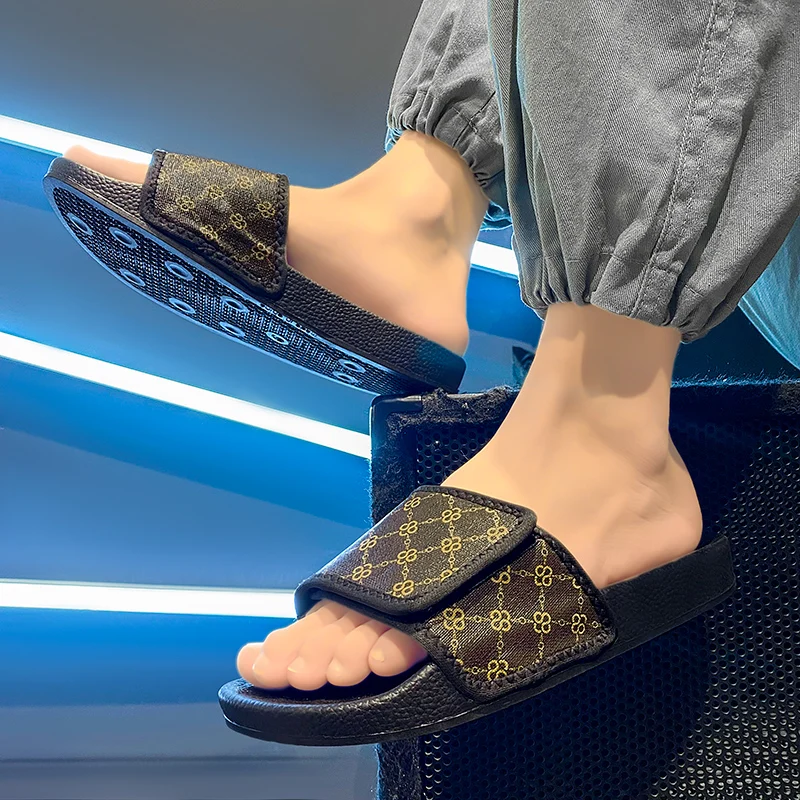 Trendy Sporty Non-slip Flip Flops Men Casual Home Use Soft Odor Resistant Outdoor Wear Bathroom Slippers Ultra Soft Pvc Material