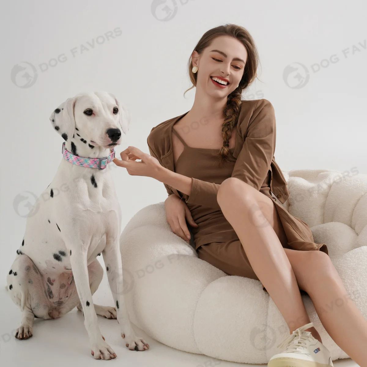 

Adjustable Fashion Dog Collar Light Reflective Nylon Dogs Training Collars Night Safety with Lock for Pets Products Accessories