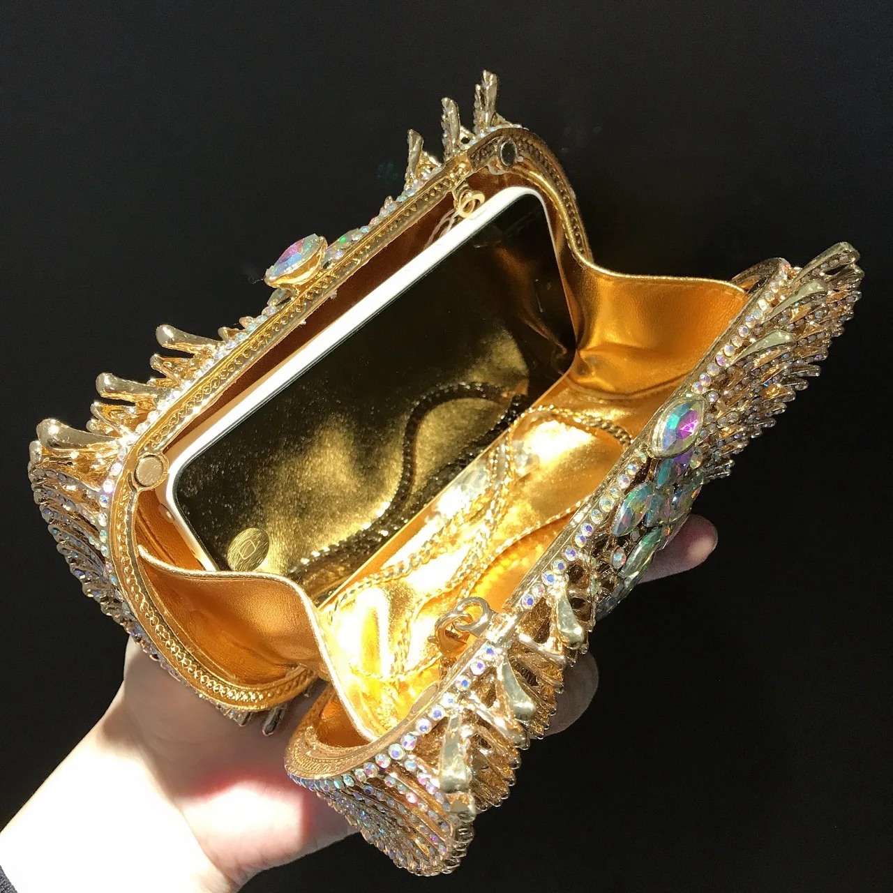 Shining Crystal Handbags Luxury Design Clutch Bags Diamond Handmade Wedding Bride Gift Clutch Purse Vintage Shiny Evening Clutch