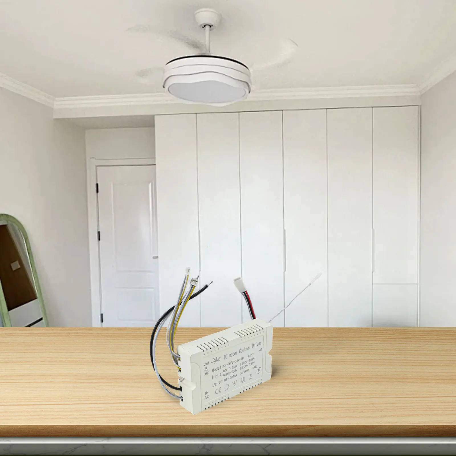 

Для домашней релаксации, как показано на рисунке. Потолочный вентилятор. Комплект дистанционного управления для мониторинга батареи. Универсальное управление освещением.